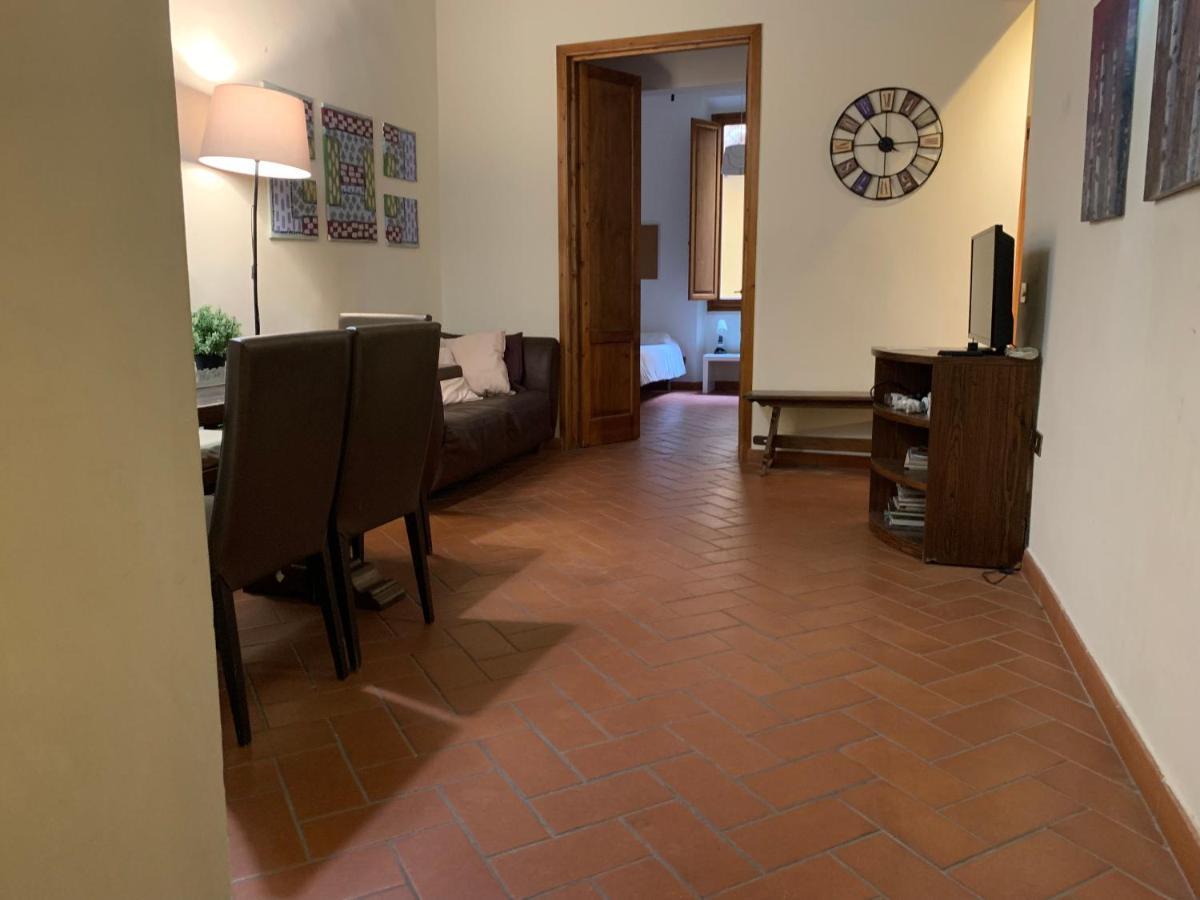 Istay - Sdrucciolo Dei Pitti - Four